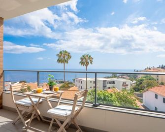 Hygge Madeira by LovelyStay - Caniço - Balcony