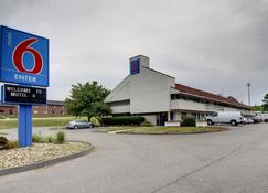 Motel 6 Cedar Rapids - Cedar Rapids - Κτίριο