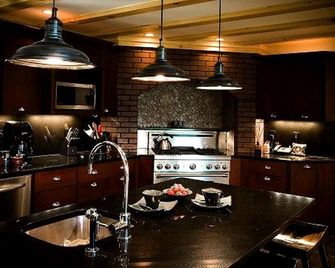 Ravenscliff - Ulster County beauty in Catskill National Park STR Permit # 22-10 - Olivebridge - Cocina