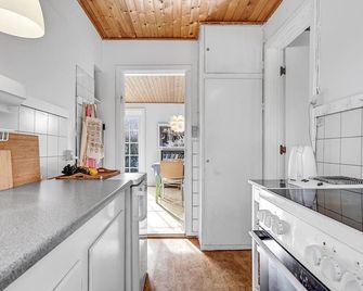 Pet friendly home in Risskov with WiFi - Aarhus - Cuina