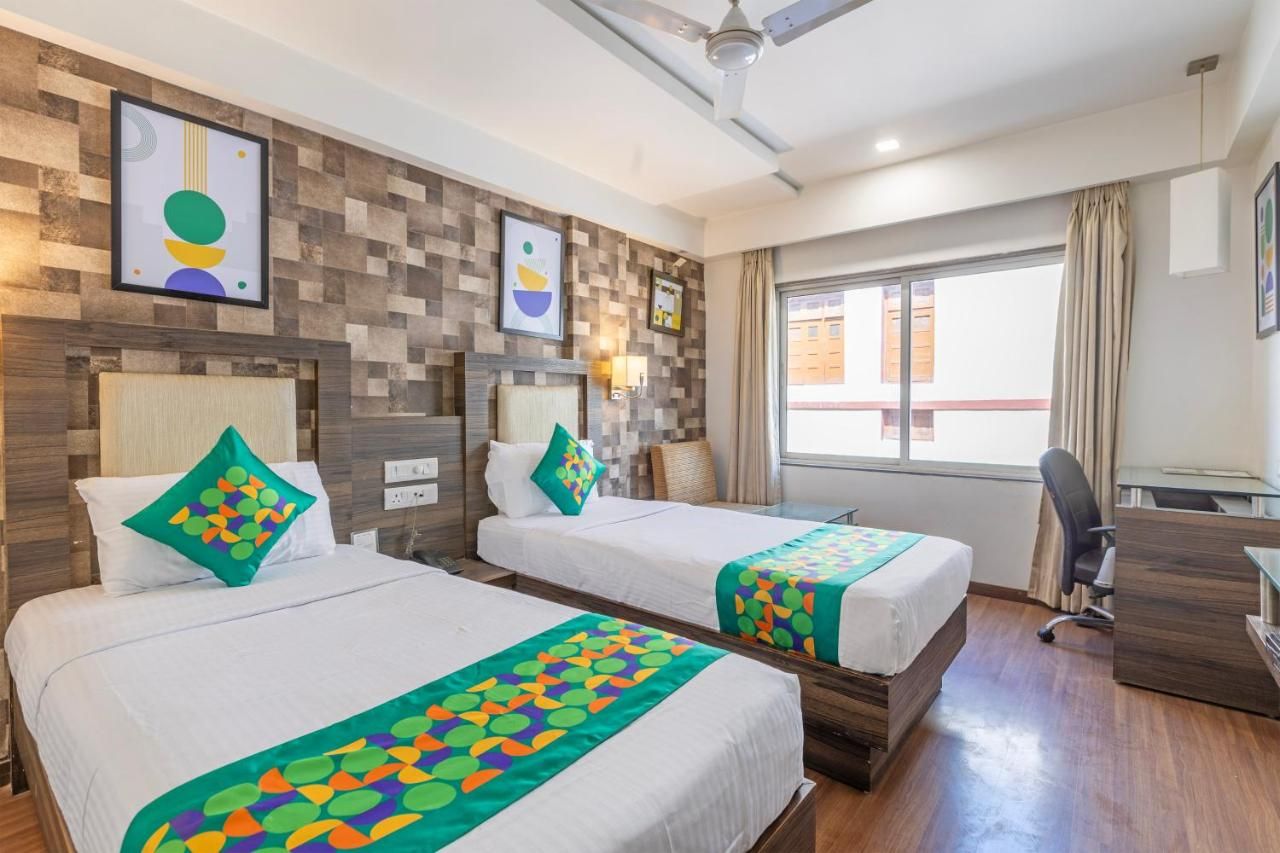 Hotel Aaram Orchard thumbnail 3