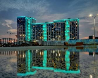 Aelita Apartments With Sea View - Saint Petersburg - Building