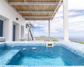 Salvatore Villas - Imerovigli - Piscina