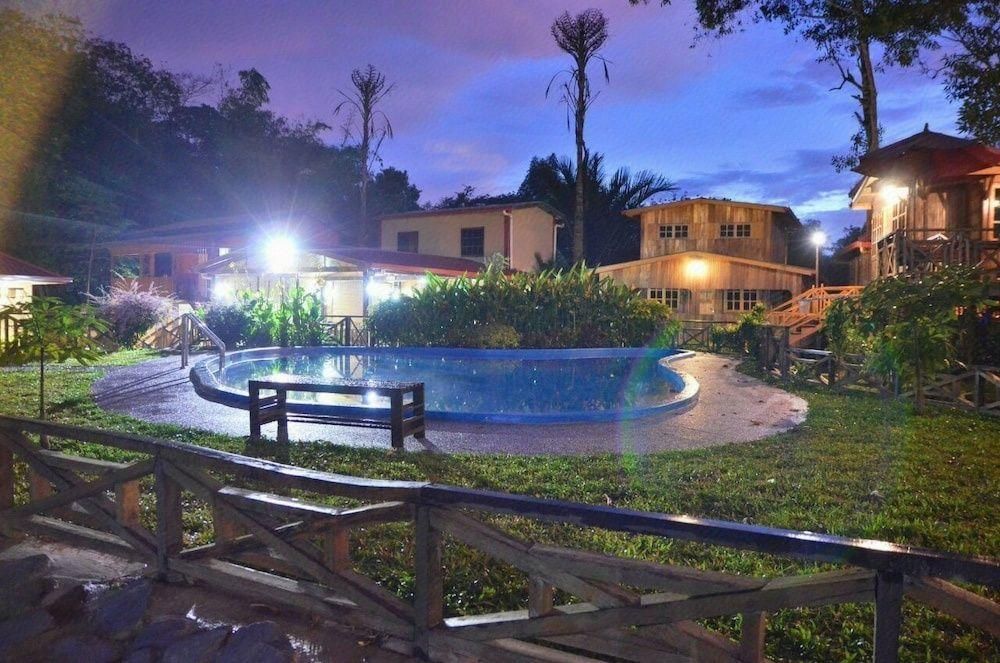 بورنيو تري هاوس