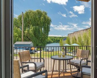 Saugerties Waterfront Getaway - 索格蒂斯