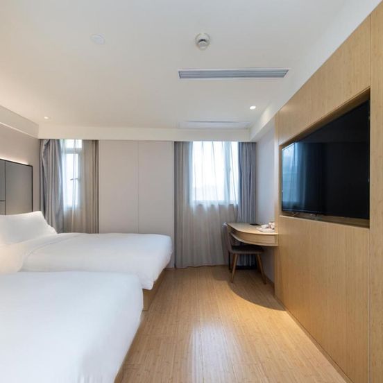 Ji Hotel (Shanghai Bund Ningbo Road) image 1