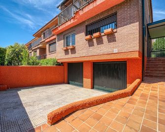 L Casa Cafe Madrid El plantio Calle segundo anca 11 madrid 28023 - Madrid - Bâtiment