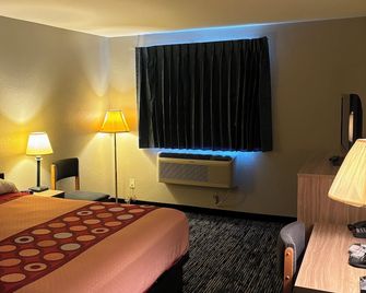 Super 8 by Wyndham Springfield North I-44 - Springfield - Sovrum