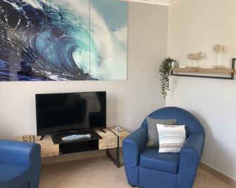 Villa Dune & Spa 8 people, 50 m sea, indoor swimming jacuzzy - Saint-Germain-sur-Ay - Sala de estar