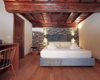 Golden Pantheon Rooms - Rome - Bedroom