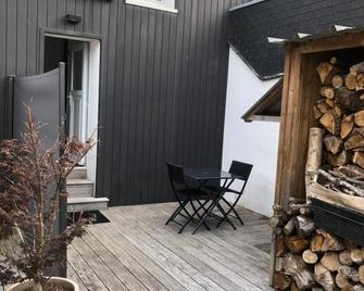 Studio centre Dinard - Dinard - Patio