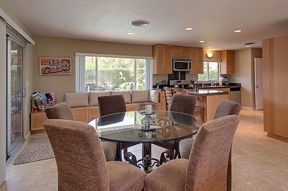 Mt San Jacinto backdrop Only minutes from Downtown Palm Springs ID 3029 - Palm Springs - Comedor