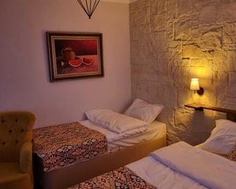 Sari Konak Butik Otel - Güre - Ložnice