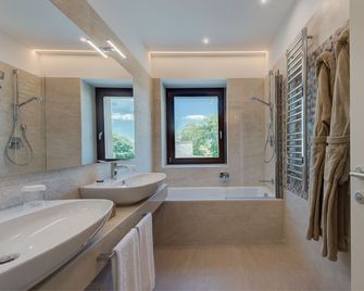 Borgo La Chiaracia Resort & Spa - קסטל ג'ורג'ו