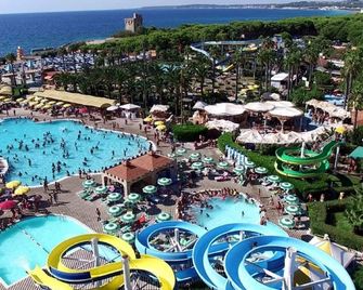 Double Sea View Room With Jacuzzi - Gallipoli - Pool