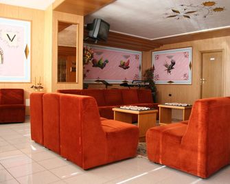 Olisamir - Cavedago - Lounge