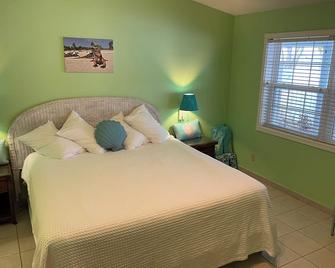 12 South Garden View - Georgetown - Bedroom