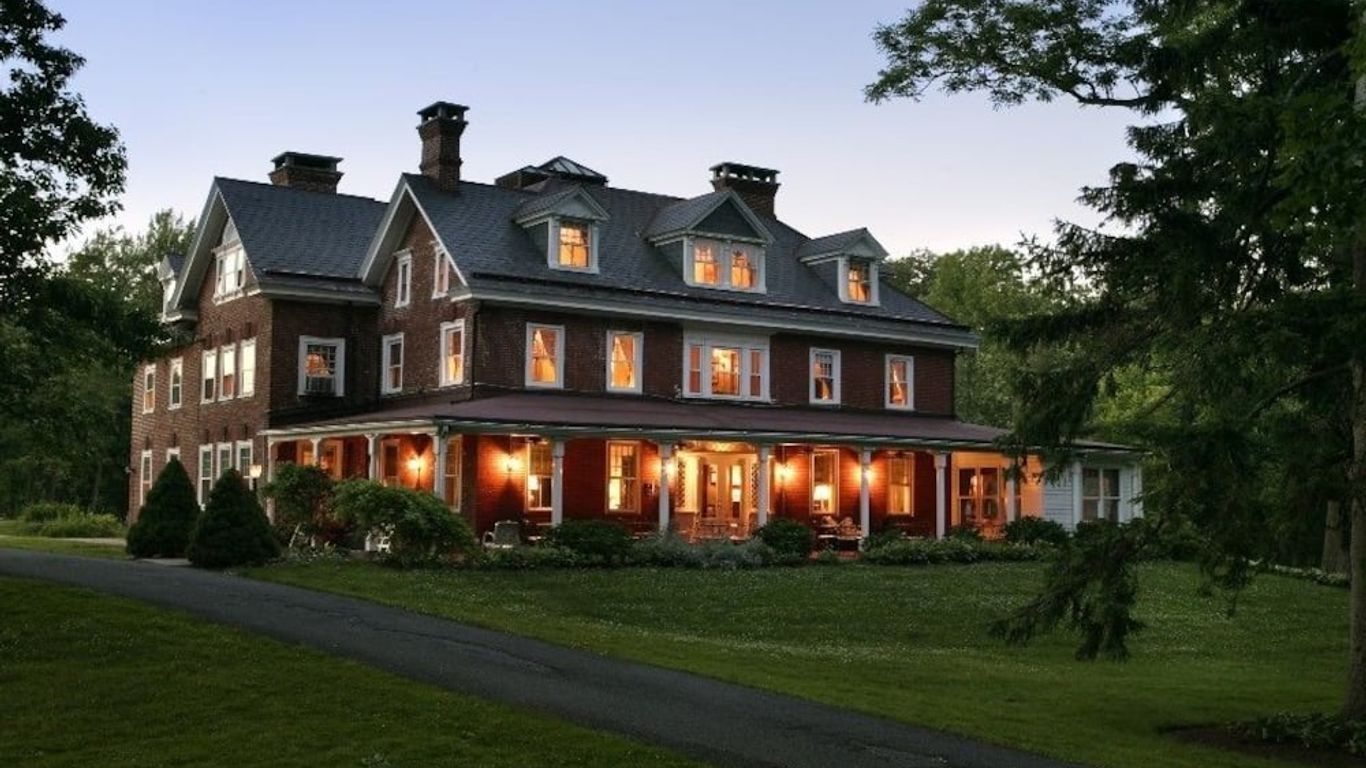 Cameron Estate Inn & Restaurant