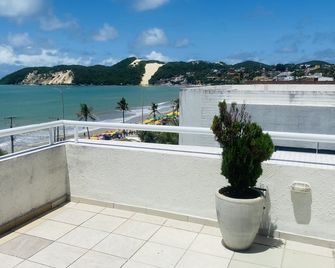 Conforto e Aconchego na beira-mar de Ponta Negra - Natal - Balkon