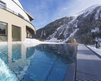 Heart Hotel Grischuna - Sankt Anton am Arlberg