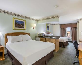 Americas Best Value Inn & Suites Three Rivers - Three Rivers - Bedroom