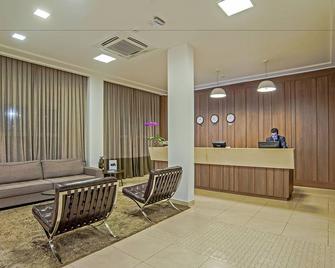 The Hill Executive - São Carlos - Front desk