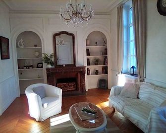 Charme D Antan - Cambligneul - Sala de estar