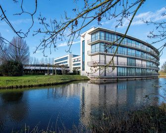 Van Der Valk Hotel Rotterdam Nieuwerkerk - Nieuwerkerk aan den IJssel - Building