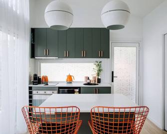 Retro Retreat - by Coast Hosting - Terrigal - Kitchen