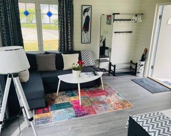 4 person holiday home in BRäNNö - Vrångö - Sala de estar