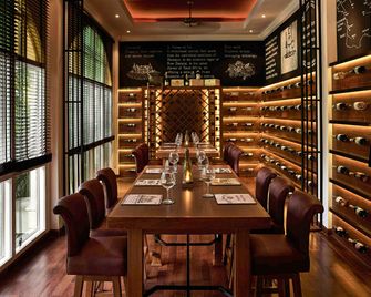 Sofitel Angkor Phokeethra Golf And Spa Resort - Siem Reap - Bar