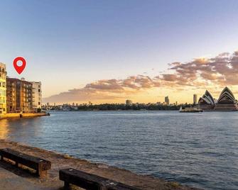 Reflections - World Class 360 Harbour Views! - Kirribilli - 室外景