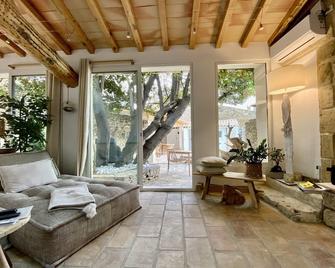 Casa Angel -villa Bohème Avec Piscine et Clim ! - Vauvert - Living room