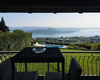 Villa Marisa - Nebbiuno - Balcone