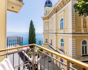 Hotel Savoy - Opatija - Μπαλκόνι