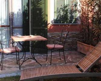 Welcome Bed And Breakfast - Pisa - Patio