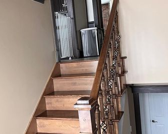 Peaceful nature retreat – modern chalet near ski slopes and trails - Quebec - Scale