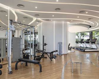 Oakwood Suites Tiwanon Bangkok - Mueang Nonthaburi - Gym