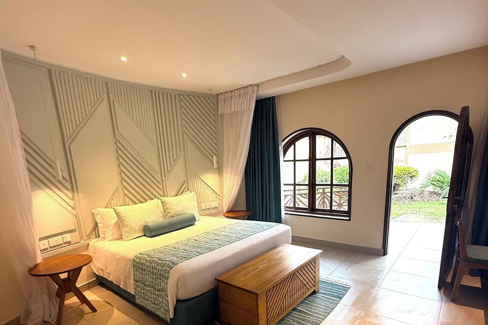 Neptune Paradise Beach Resort & Spa - Galu Beach - Sovrum