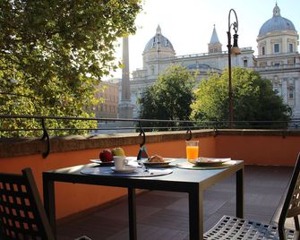 Basilica Hotel - Rome - Balcony