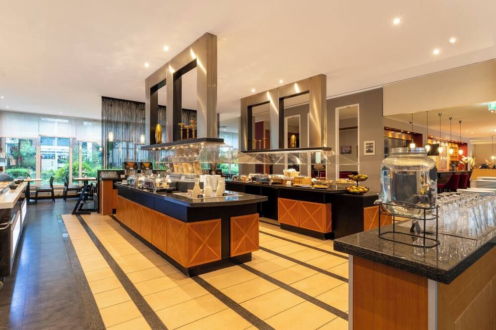 Plaza Premium Köln - Cologne - Buffet