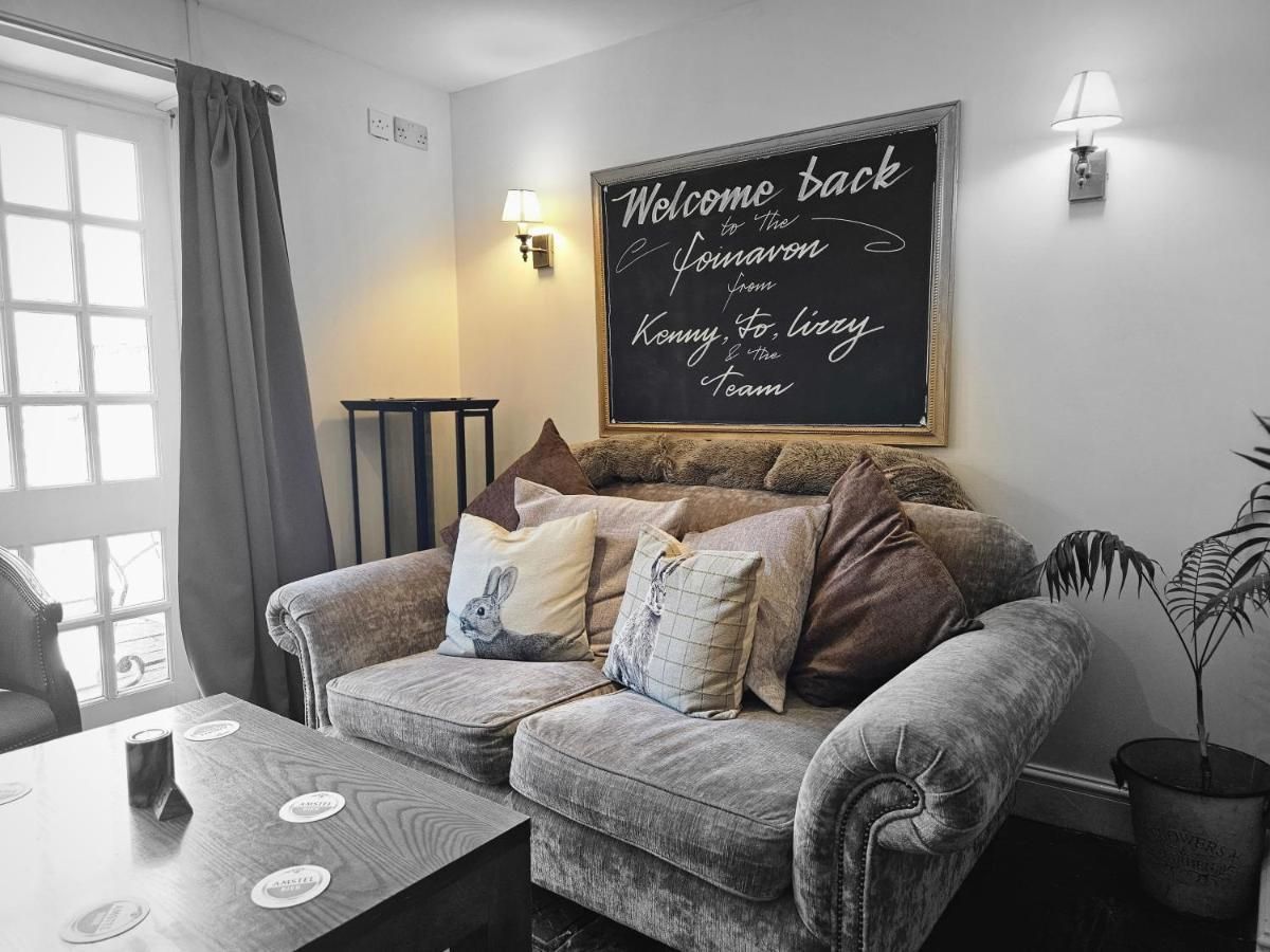 The swan at compton thumbnail 2