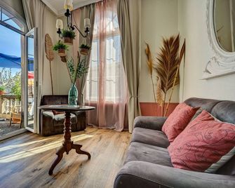 Hotel Des Artistes - Tarascon - Obývací pokoj