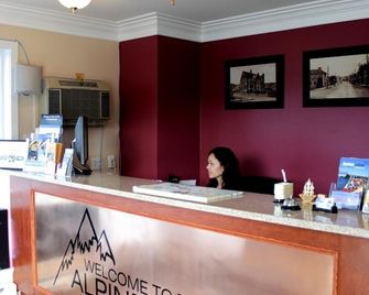 Alpine Motel - Kamloops - Lễ tân