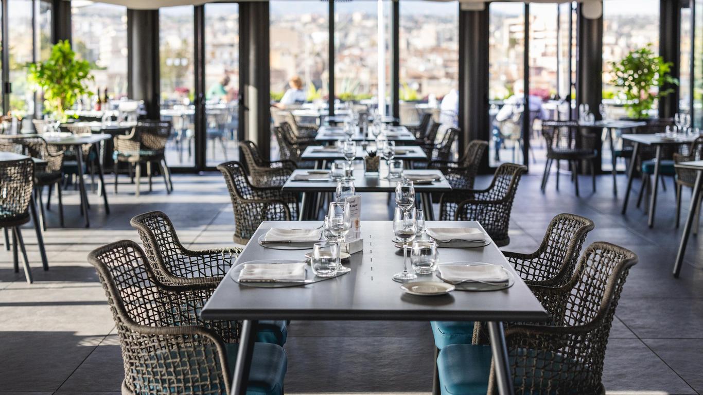 بالاس كاتانيا || إون إ ٕبيرينزي