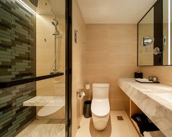 Fairfield by Marriott Harbin Downtown - Harbin - Bathroom