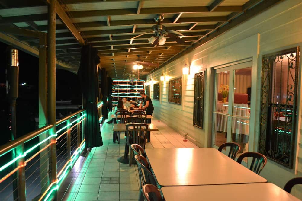 West Plaza Hotel Malakal - Koror