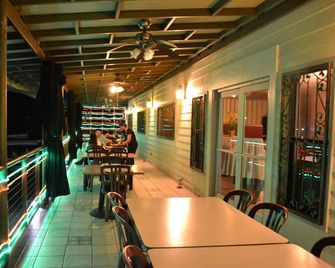 West Plaza Hotel Malakal - Koror