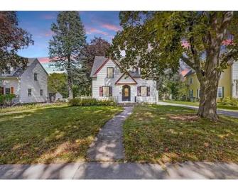 The Arch House - Faribault - Gebouw
