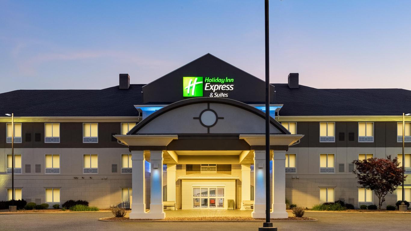 Holiday Inn Express & Suites North Fremont By IHG